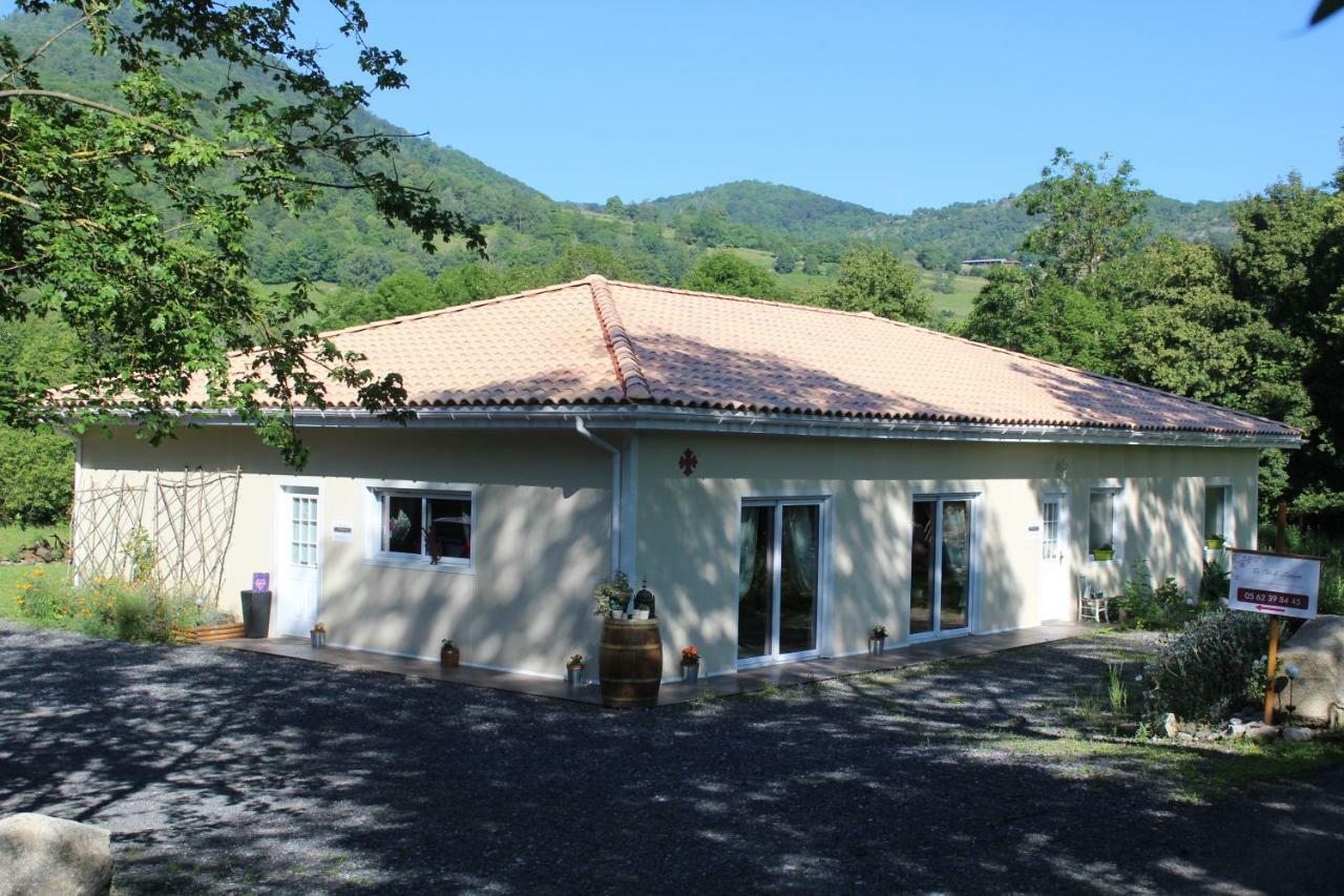 Du Cote De Lacoume Anla Luaran gambar